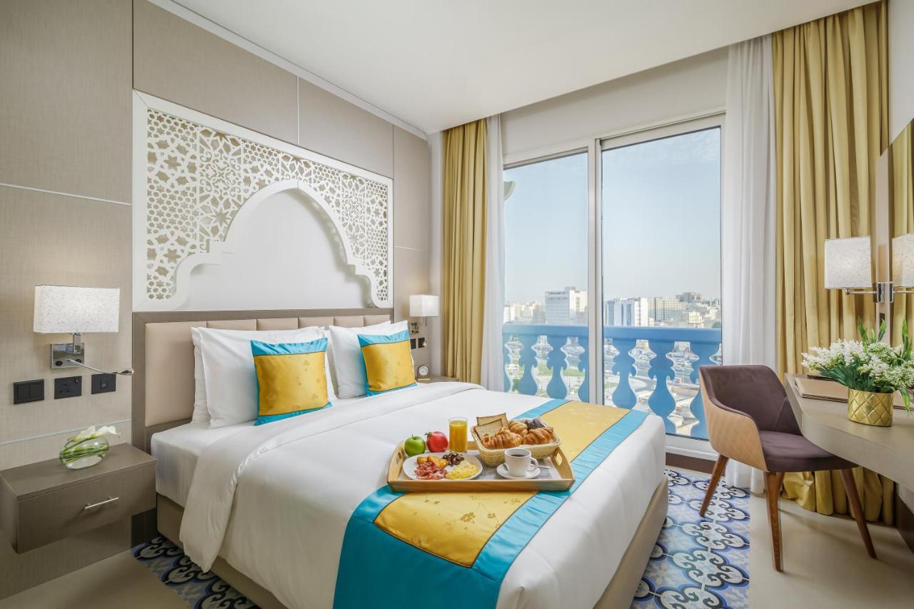 Central Inn Souq Waqif Доха Екстериор снимка