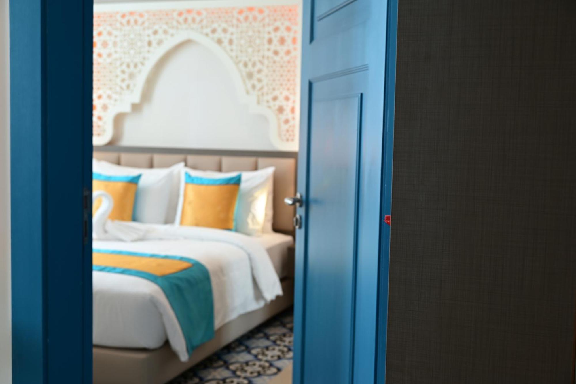 Central Inn Souq Waqif Доха Екстериор снимка