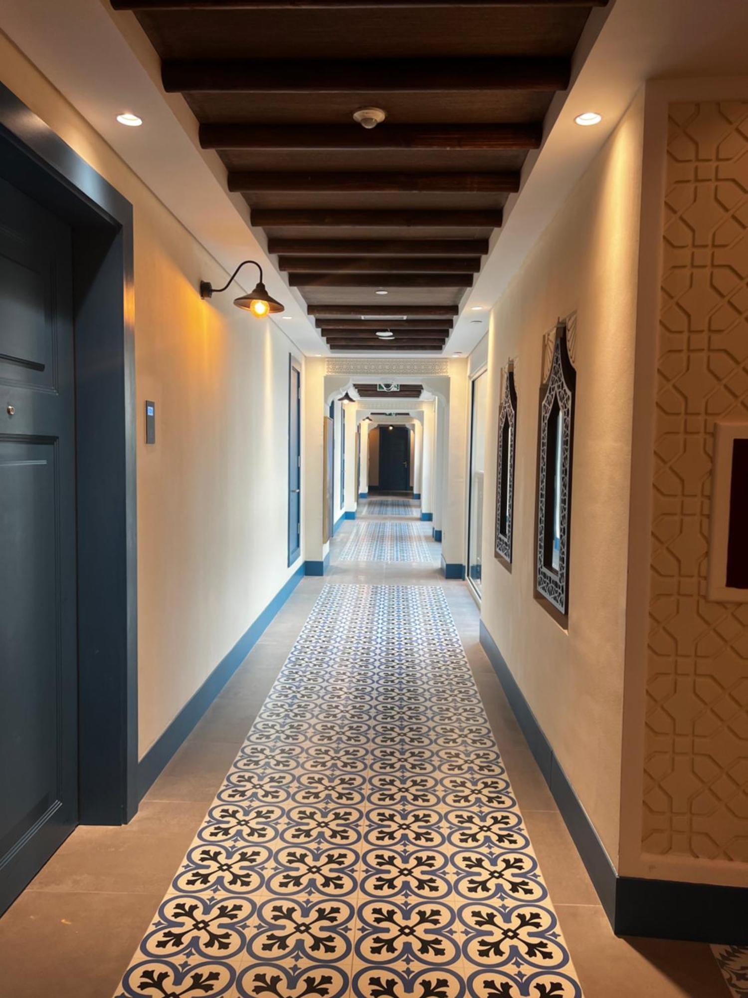 Central Inn Souq Waqif Доха Екстериор снимка